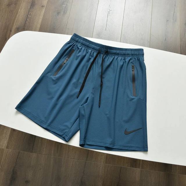 New Arrival Nike Swoosh Nylon Ice Silk Air-Conditioned Shorts Upper Body -5 Swoo