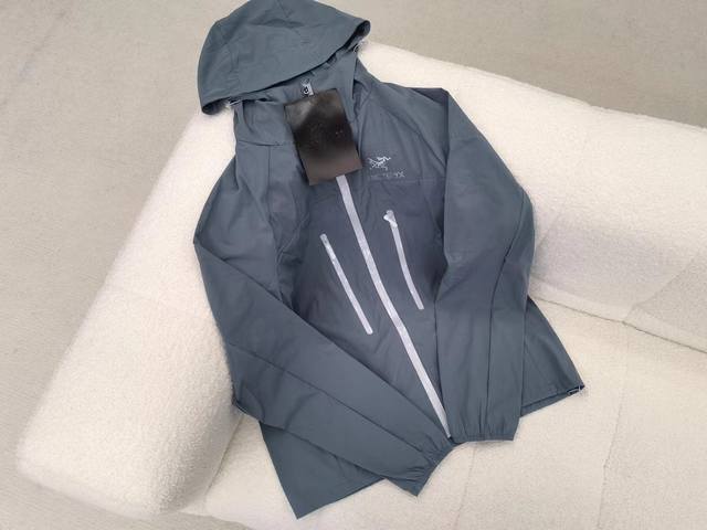 Available For High-Quality, Weather-Resistant Arc'teryx Summer Sv6 Wind Shell Ja
