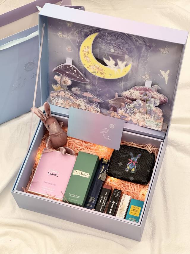 With Packing Box #Love Doesn't Need To Be Loud; True Feelings Will Find Their Wa