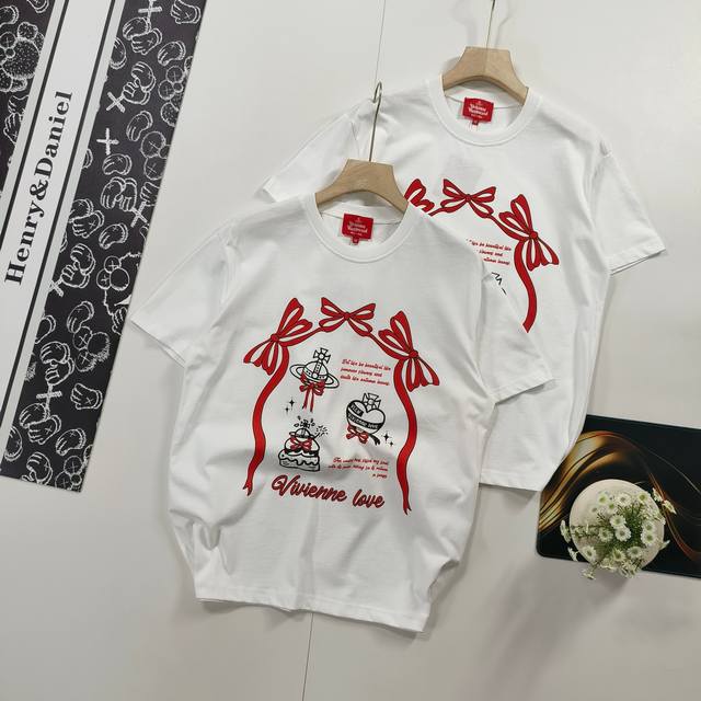 Sizes Xs-L Best-Seller Recommendation: Vivienne Westwood, Queen Of Punk, Saturn-
