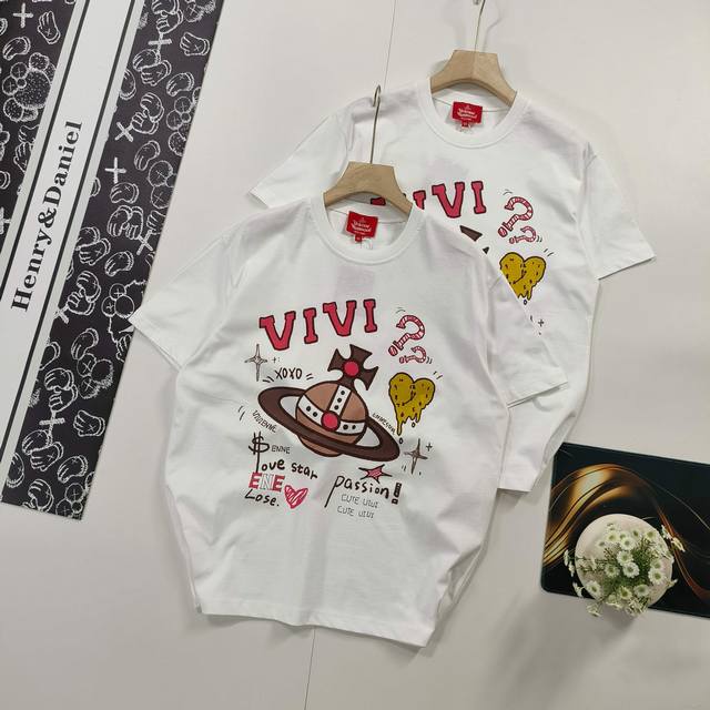 Sizes Xs-L Best-Seller Recommendation: Vivienne Westwood, Queen Of Punk, Vivienn