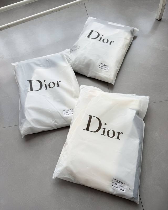 2025 Recommended Dior's Latest Letter Embossed 3D-Printed Casual Shorts. Recomme