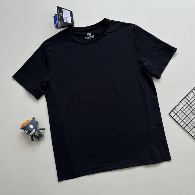 Kolon Sport Quick-Dry Seamless Pressed Short-Sleeve Shirt! Made From The Seco Fa