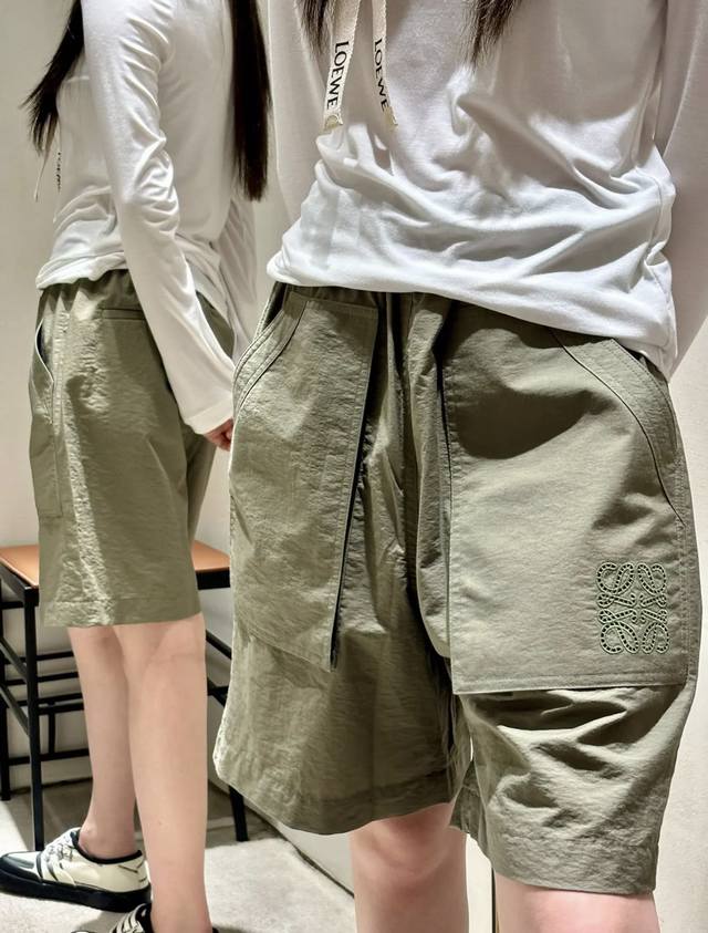 Loewe Loewe Textured Cotton Poplin Paula's Lace-Embroidered Shorts Available In