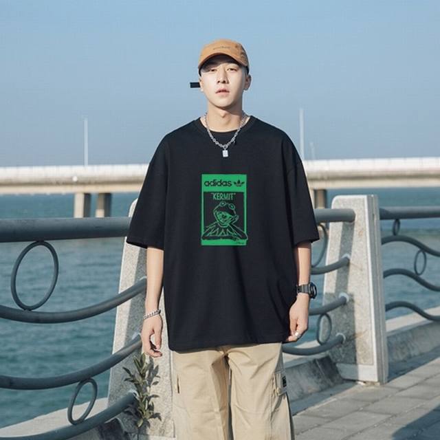 New Arrival! Eye-Catching Design! Adidas Three-Leaf Frog Couple's Round Neck Sho