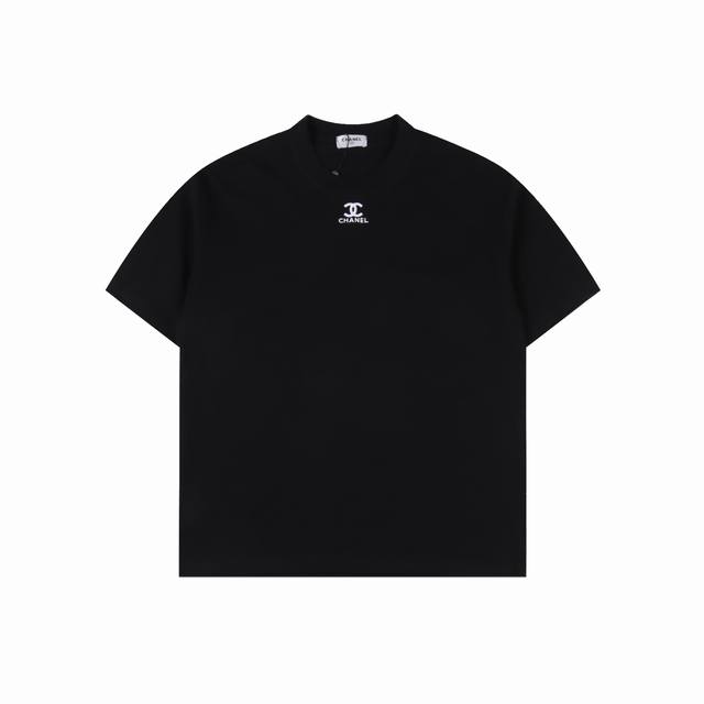 Chanel Chanel 25Ss Short-Sleeve T-Shirt With Small Logo On The Chest. The Fabric