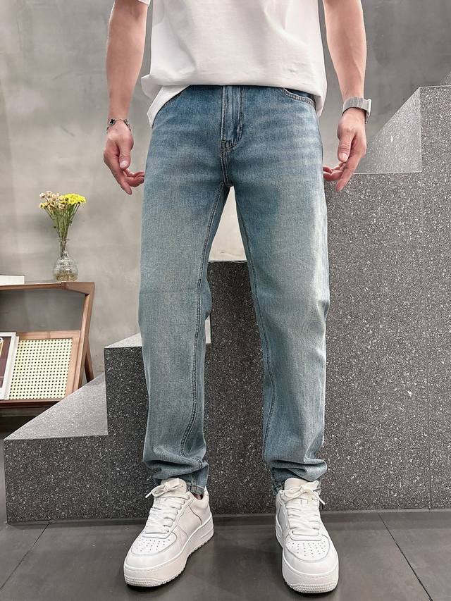 Fendi 2025 Spring/Summer New Men's Casual Denim Pants, Top Quality! Channel Orde