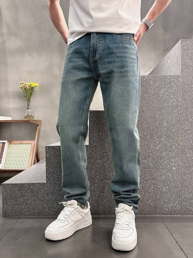 Burberry 2025 Spring/Summer New Men's Casual Denim Pants, Top Quality! Channel O