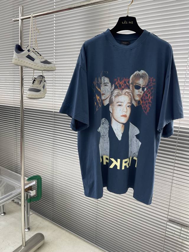 Balenciaga 25Ss Pp Pain T-Shirt. Note: Fabric Weight Is Lightweight, Not The Sta