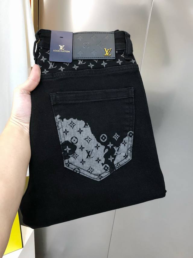 Lv Louis Vuitton 2025 Early Spring New Arrival Men's Slim-Fit Skinny Jeans Offic