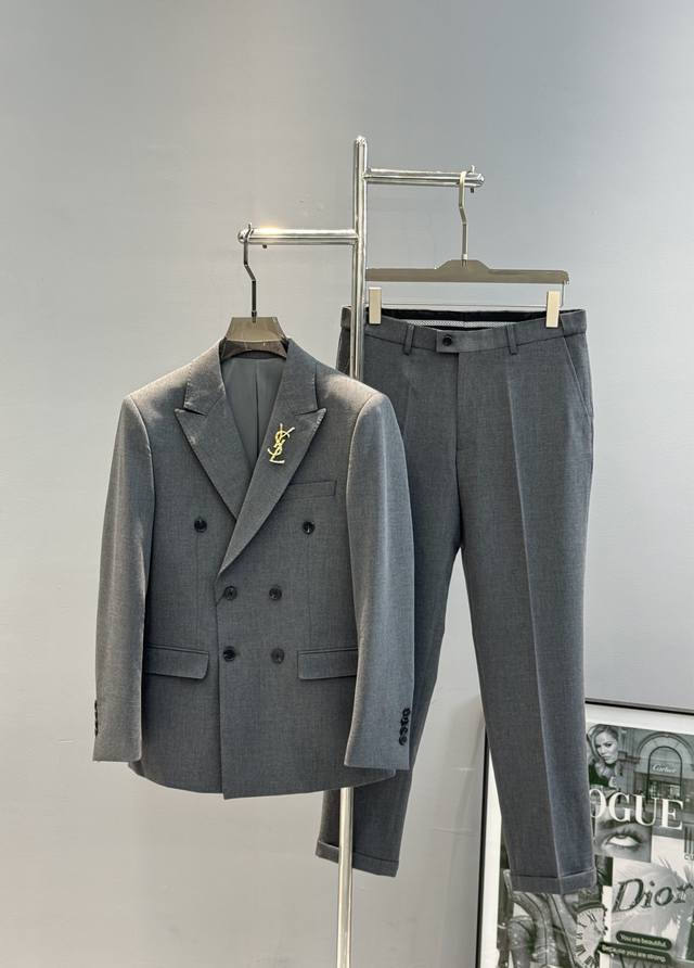 Top And Pants Saint Laurent 2025S New Men's Business Suit! High-End Ysl Brooch H