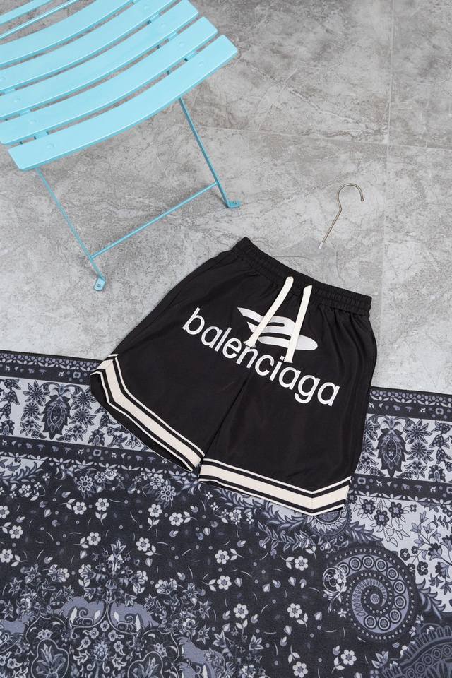 Model M381 Paris Shorts Balenciaga 24Fw Embroidered Large M Letter Woven Strap S