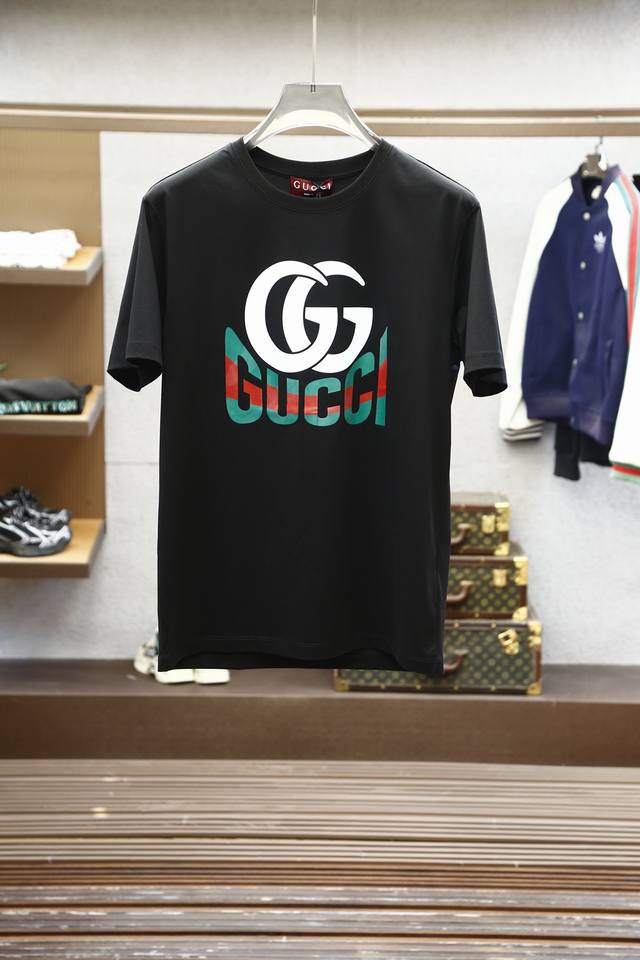 Gucci 25 Spring/Summer New Arrival Short-Sleeve T-Shirt With A Color-Blocked Sti