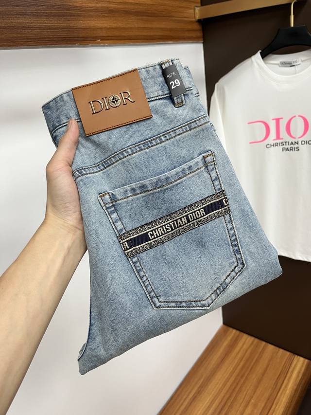 Dior 2025 Summer New Arrival Denim Pants Effortlessly Stylish For Any Occasion.