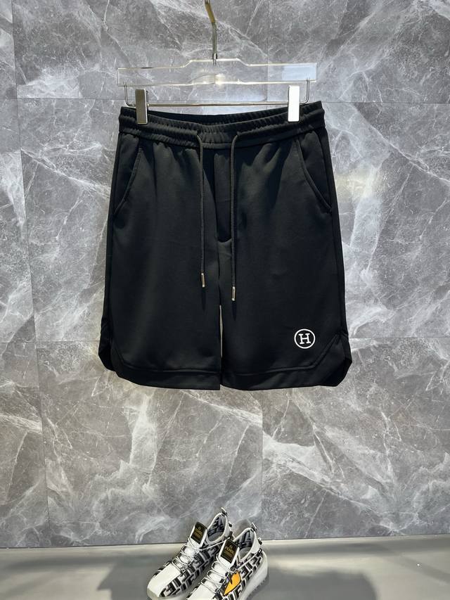 Herm S 2025 Spring/Summer New Men's Casual Shorts, High-End Custom Breathable Fa