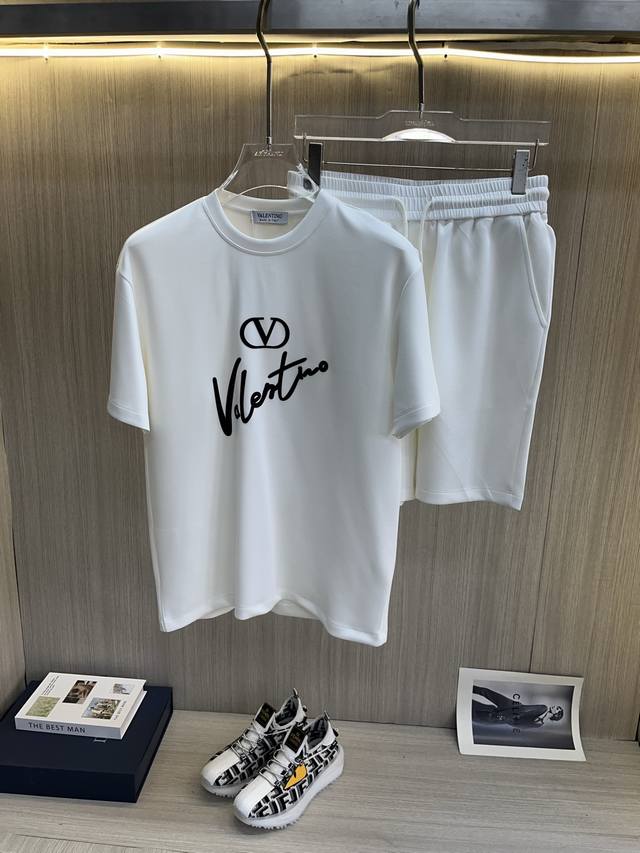 Valentino 2025 New Suit Set Uses Customer-Supplied Exclusive Imported Custom Fab