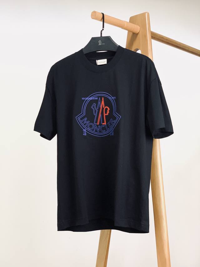 Moncler 2025 Ss Spring/Summer New Arrival Casual Round Neck T-Shirt, Three-Dimen