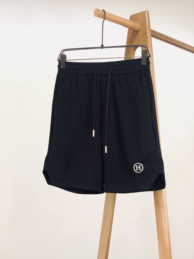 Herm S 2025 Ss Early Spring New Arrival Fashionable Casual Shorts. This Fashion