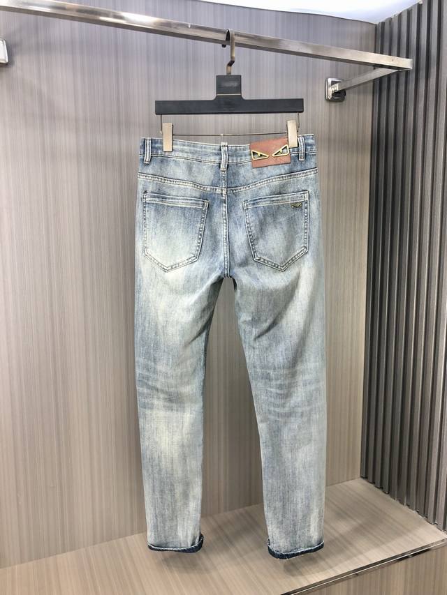 Fendi 2025 Spring/Summer New Men's Denim Pants! Heavy-Duty Washed Denim Fabric,