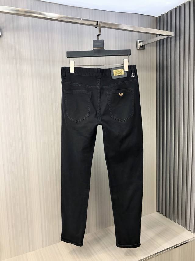 Armani Armani 2025 Spring/Summer New Men's Denim Pants! Heavy-Duty Washed Denim