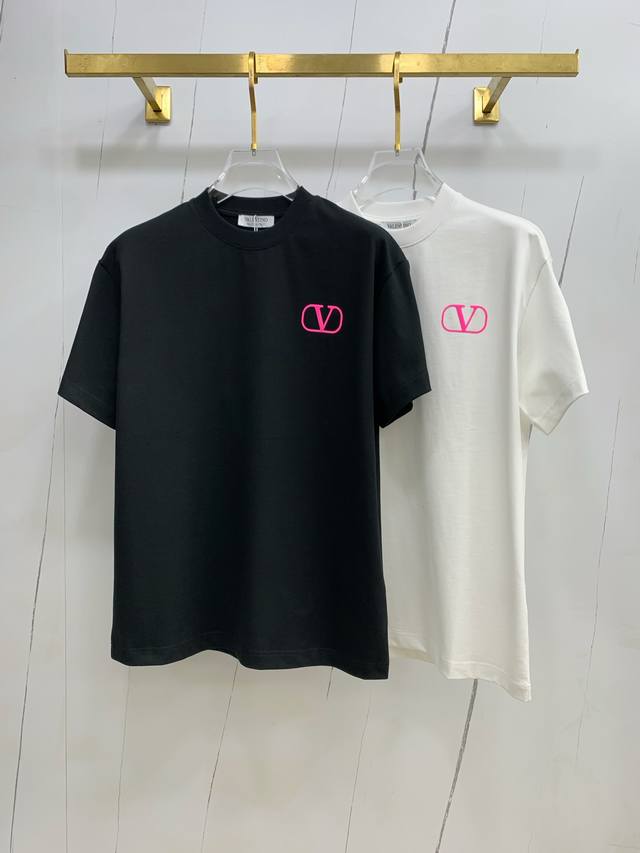 Valentino 2025 New Original Men's Casual Short-Sleeve T-Shirt! High-End Customiz