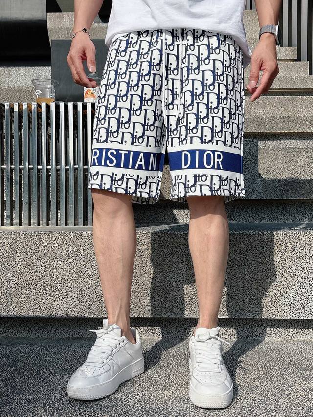Dior 2025 Spring/Summer New Men's Casual Shorts High-End, Simple, Fashionable, A