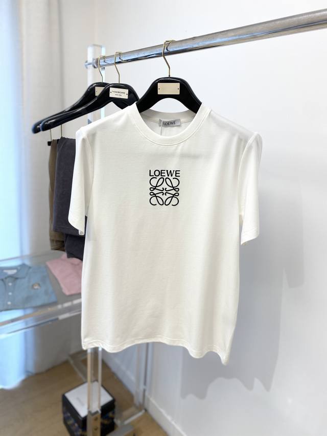 Roewe, 2025 Latest Short-Sleeve T-Shirt, Stylish And Fashionable, With A Top-Qua