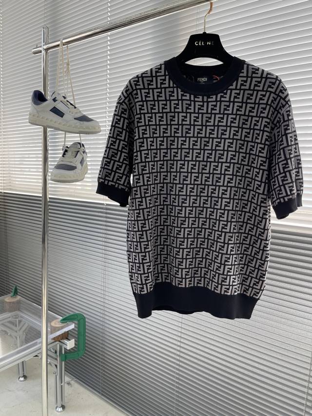Fend Full-Print Ff Knit Short-Sleeve Custom-Woven Viscose Silk Satin, Soft And D