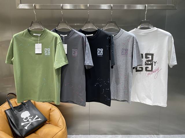Jia Jia Givenchy T-Shirt Ultra-Unique, Clean And Minimalist, With A Distinctive