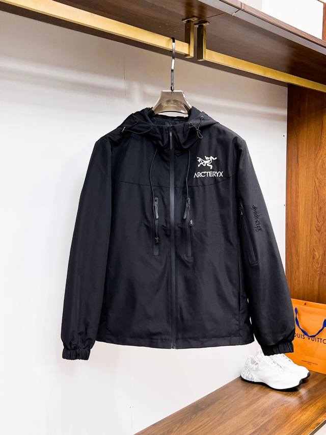 Arc'teryx 2025 Spring New Arrival Jacket, Runway New Arrival In Perfect Conditio