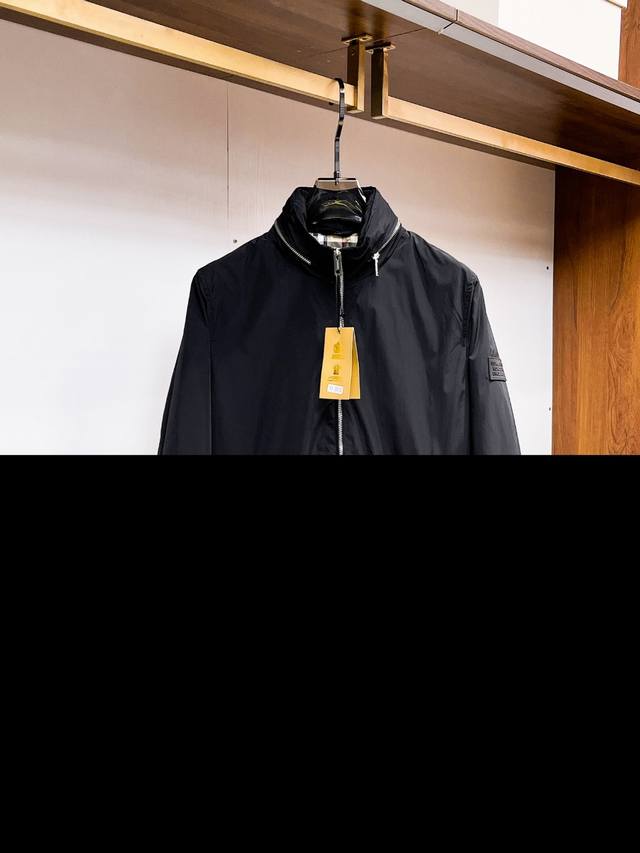 Burberry 2025 Spring New Arrival Jacket, Runway New Arrival In Perfect Condition