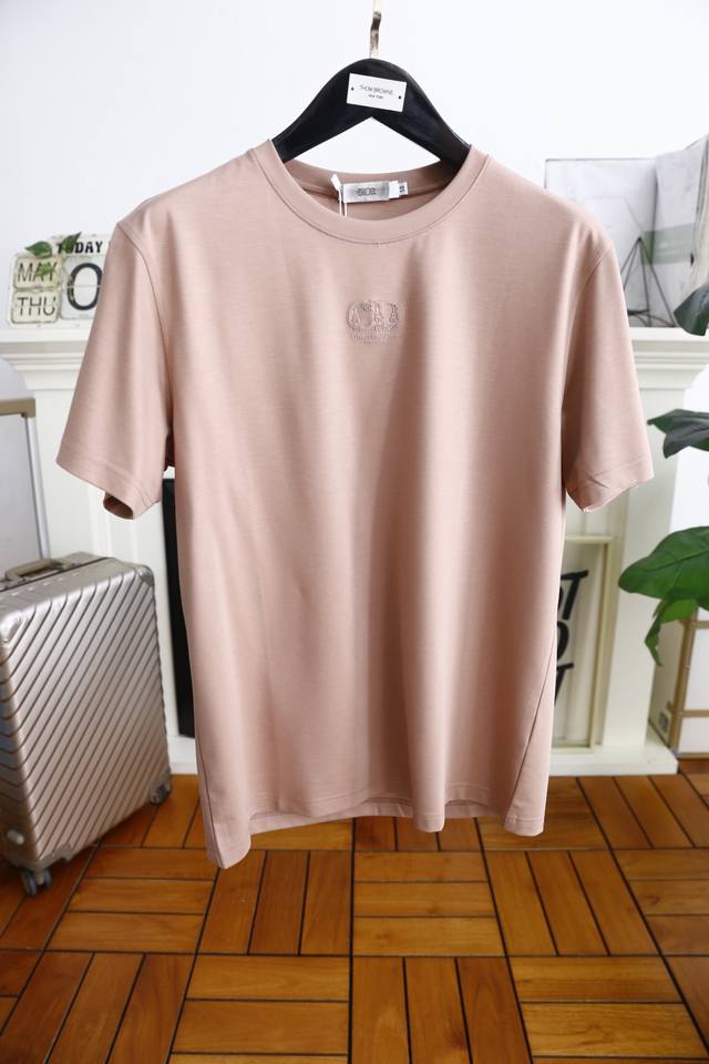Dior. 2025 Summer New Arrival Men's Round Neck Short-Sleeve Shirt With Luxurious