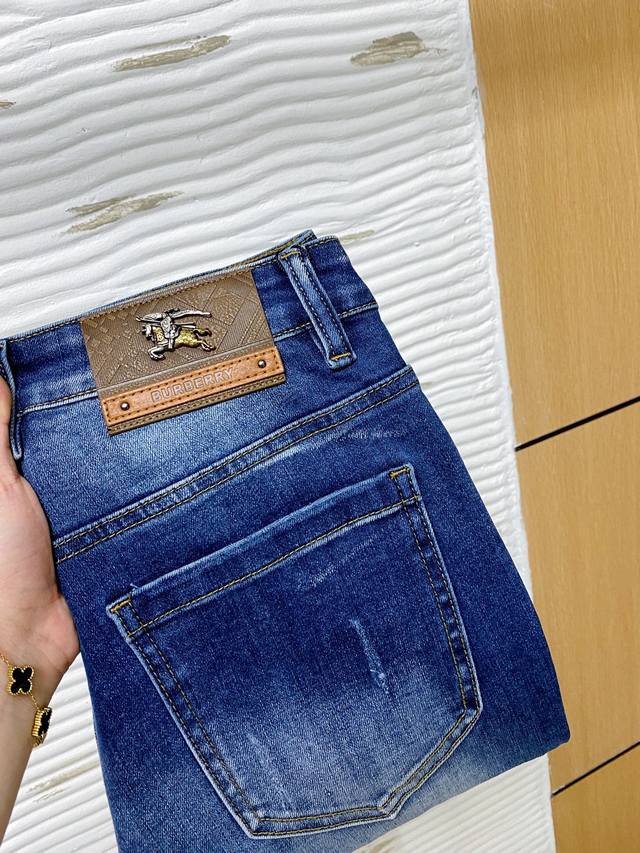 Burberry New Arrival, High-End Exclusive Release, 25Ss Four-Season Series Ultra-