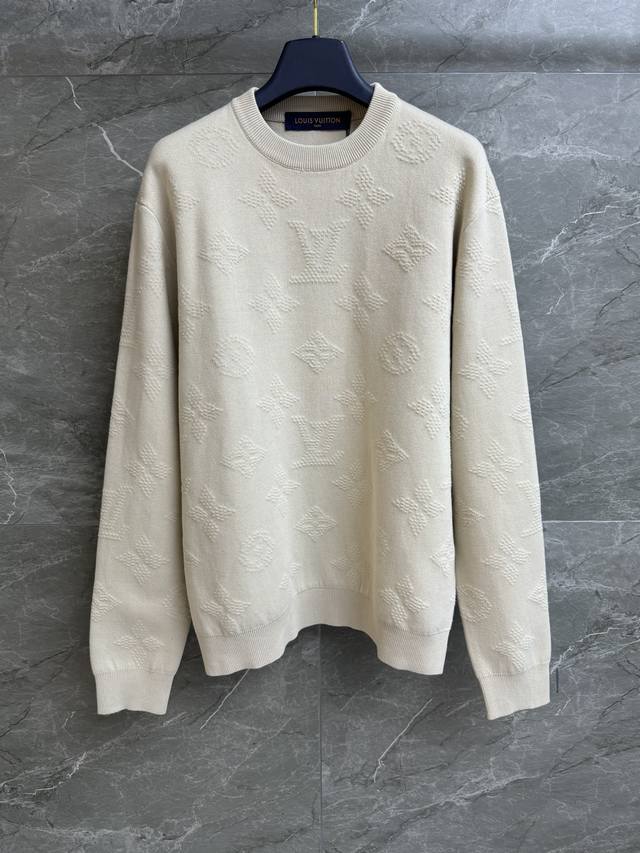 Spring/Summer New Arrivals! L-Brand Embossed Logo Sweater, 2025 Spring/Summer Co
