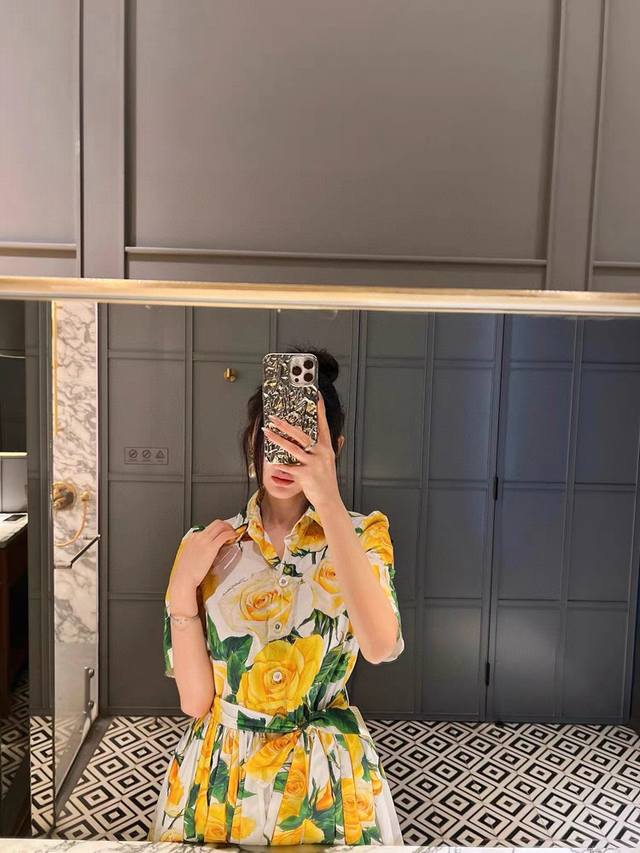 Dolce & Gabbana Sicilian Woman's Passionate Golden Yellow Rose Teasing And Allur