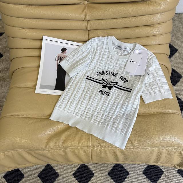 25Ss Spring/Summer New Arrival D-House Short-Sleeve Round Neck Knit Top Embodies