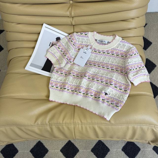 25Ss Summer D-House Knitted Round Neck Short Sleeve Top In Soft Tones Creates A