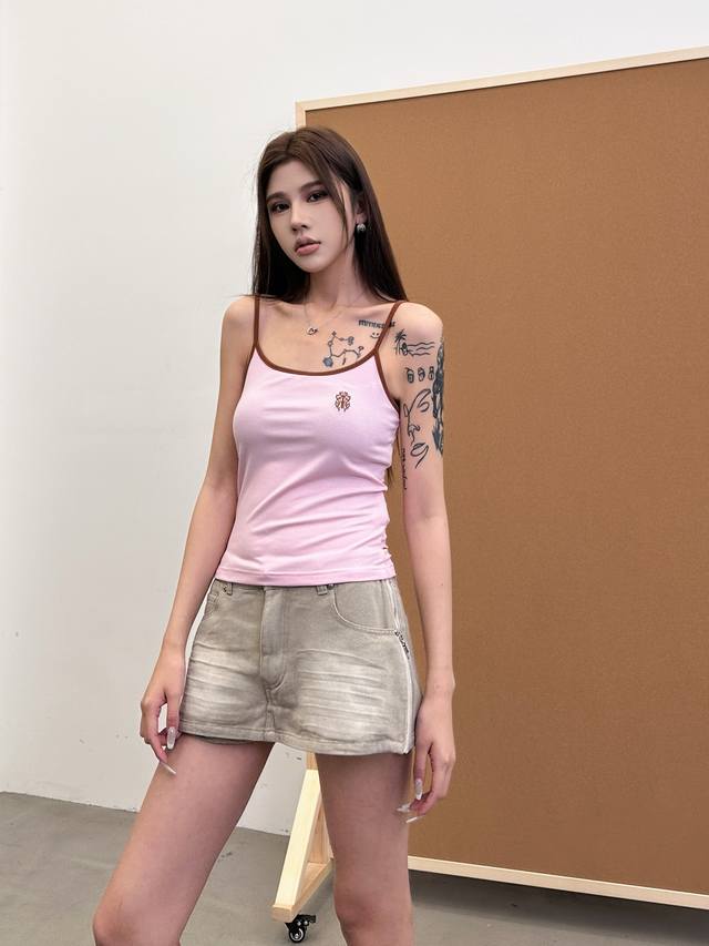 Crochet Heart | New Tank Top, Color-Blocked Straps Paired With Classic Embroider