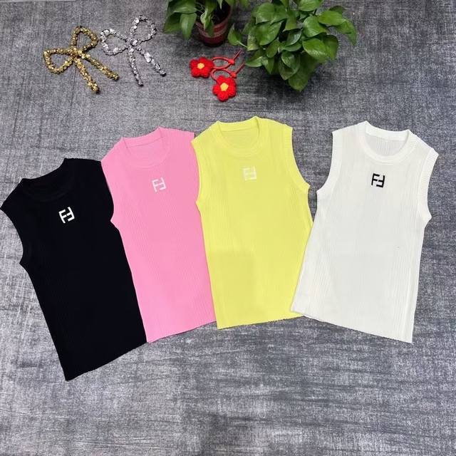 Fend* Spring/Summer New Arrival Round Neck Knit Tank Top Clean And Elegant Small