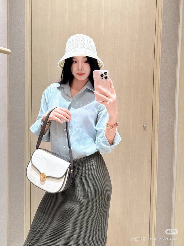L Spring/Summer New Linen Shirt. A Must-Have For Air-Conditioned Rooms In Summer