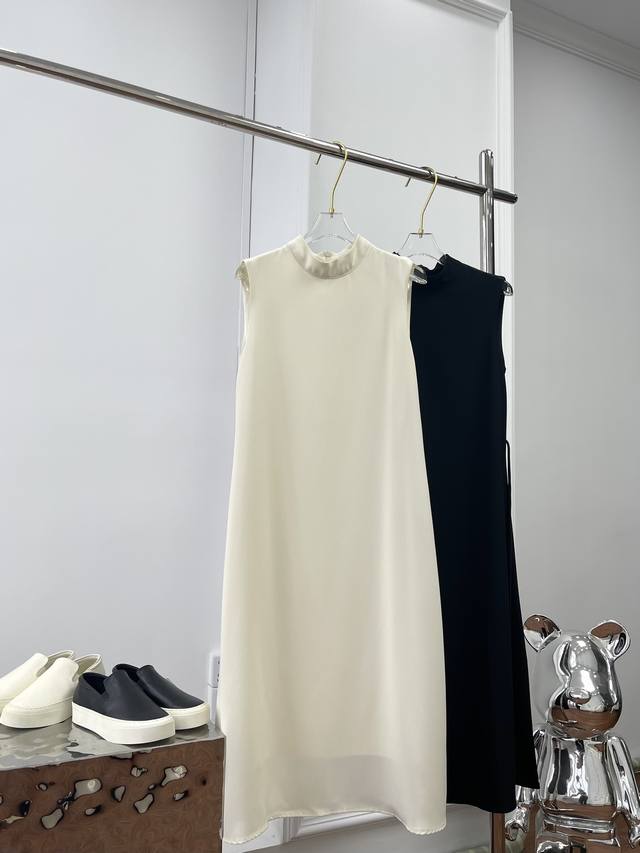 Fabric With A Lustrous Texture 2025 Summer New Arrival Elegant Dress With A Loos