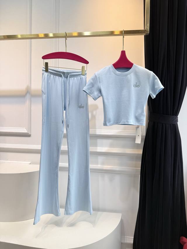 Alo Short-Sleeve Bell-Bottom Pants Set. The Fabric Is Lightweight And Soft, Prov