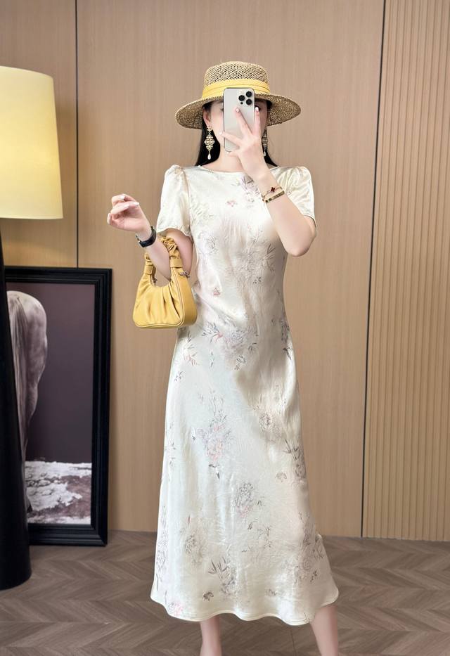 European-Style New Elegant Acetate Dress, A Romantic And Charming Design With A