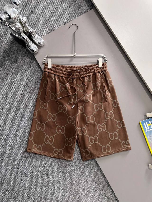 Gucci 2025 New Arrival, Luxury Minimalism, Velvet Double G Logo, Back Patch Pock