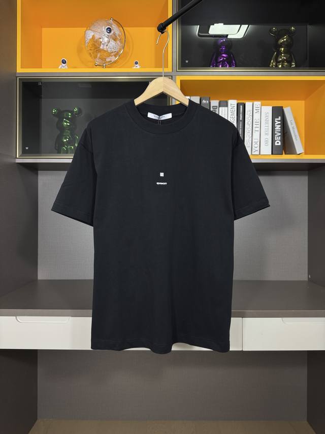 Givenchy 25Ss Short-Sleeve T-Shirt With Small Golo Palace Grid Embroidery On The