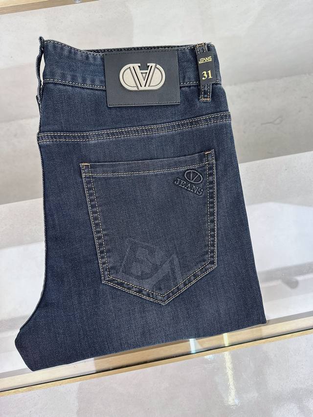 Valentino 2025 Spring/Summer New Arrival, Original Design Bestseller Denim Pants