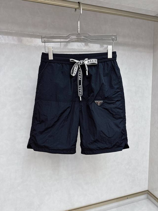 Prada 2025 Summer New Men's Casual Shorts, High-End Custom Fabric, Breathable An