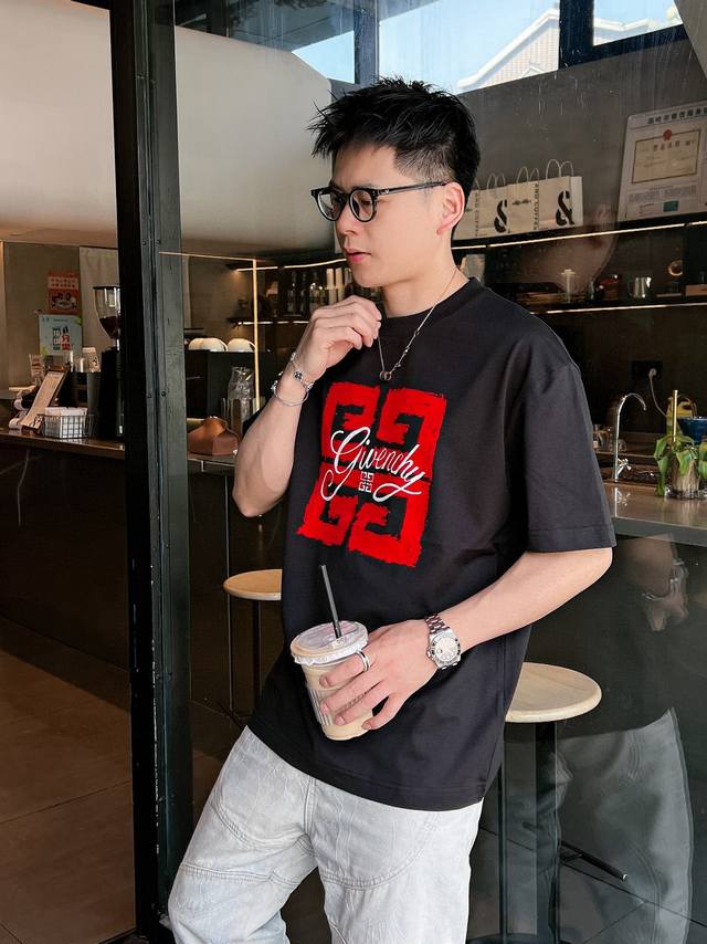 Givenchy 2025 Spring/Summer New Arrival Exclusive Store Latest Short-Sleeve Roun