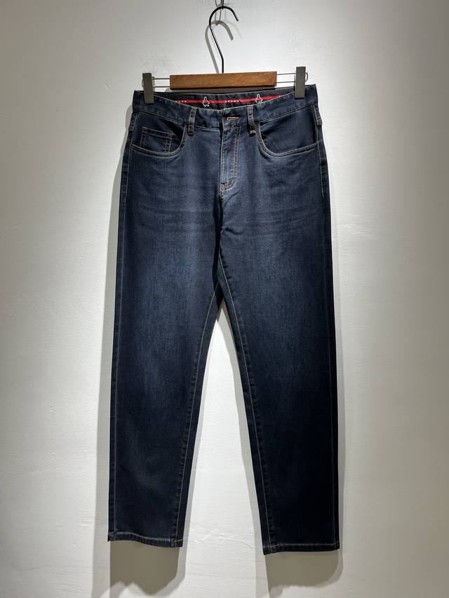 Pra*Da Prada 2025 Spring/Summer New Release! Denim With A Sophisticated, Versati