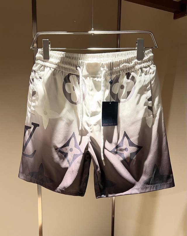 Louis Vuit*On Louis*Deng 2025 Spring/Summer Unisex Logo Casual Shorts. The 2025